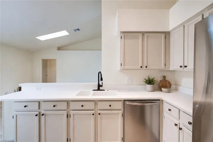 171 5th St Sw, Naples, Florida 34117