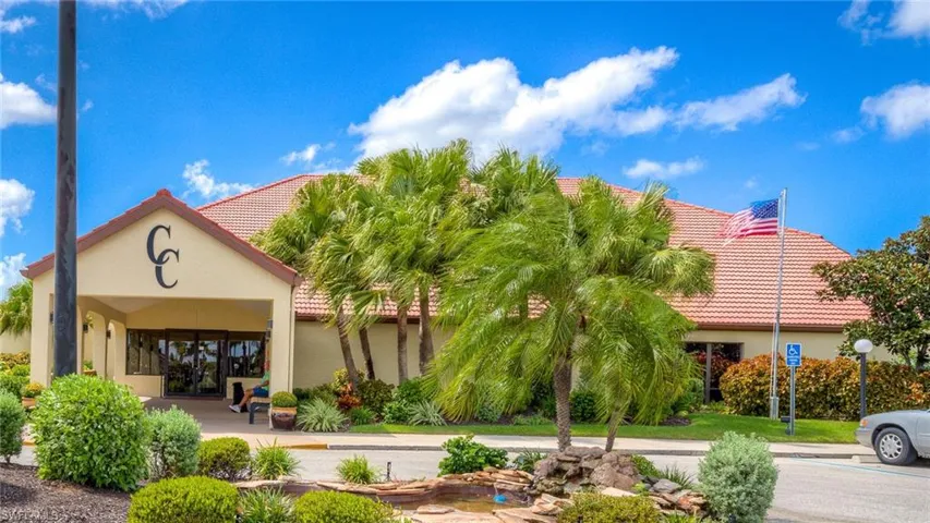 Cinnamon Cove Clubhouse! RESORT LIVING!