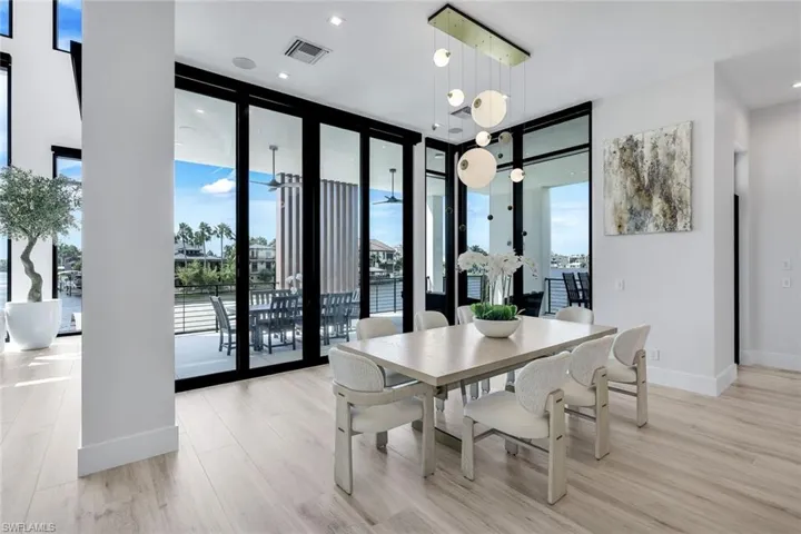 348 Seagull Ave, Naples, Florida 34108