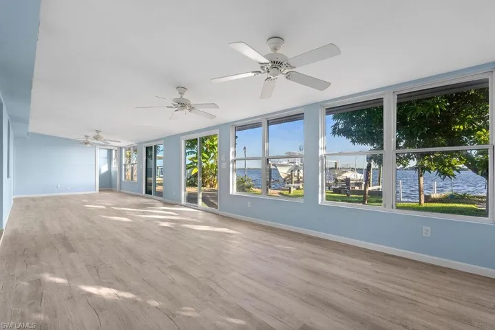 2504 Bayshore Dr, Matlacha, Florida 33993