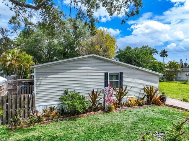 1229 Skyline Dr, Naples, Florida 34114