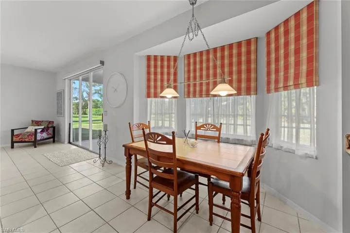 Breakfast nook