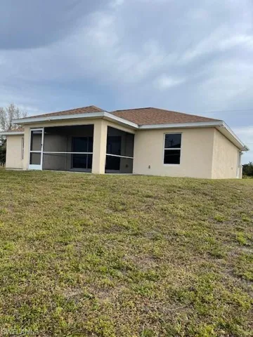 354  Petite  AVE, Lehigh Acres, FL 33974