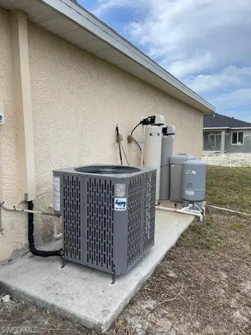 354  Petite  AVE, Lehigh Acres, FL 33974