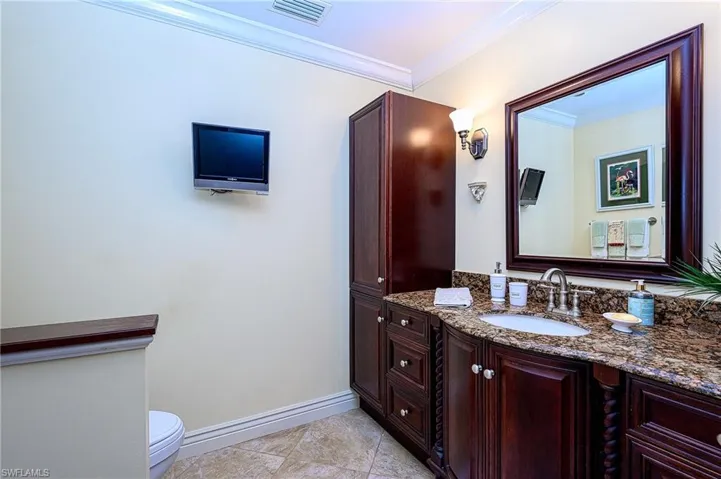 1247 Royal Palm DR, NAPLES FL 34103