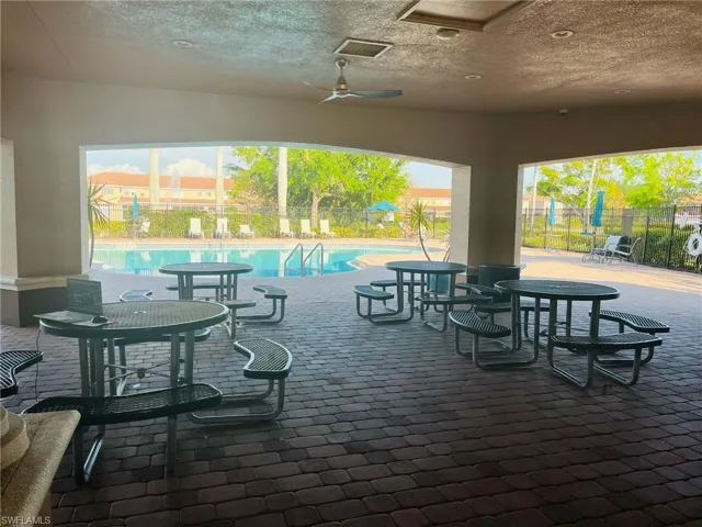 9620 Roundstone Cir, Fort Myers, Florida 33967