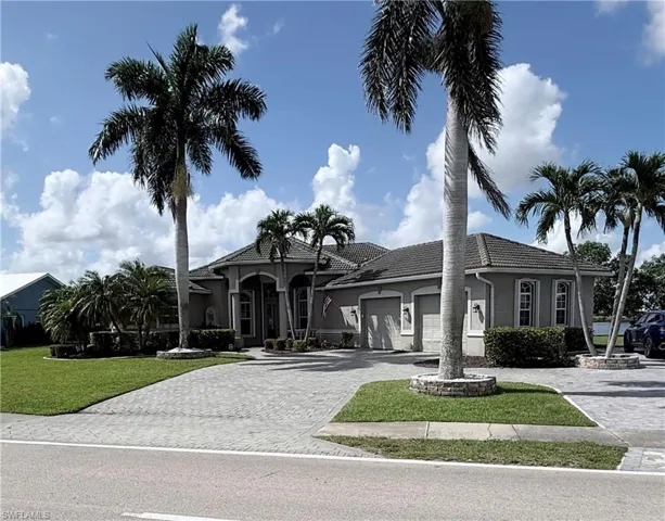 1028 Hancock Bridge Pkwy, Cape Coral, Florida 33990