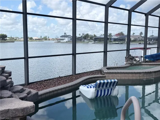 1028 Hancock Bridge Pkwy, Cape Coral, Florida 33990