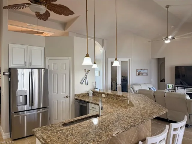 1028 Hancock Bridge Pkwy, Cape Coral, Florida 33990