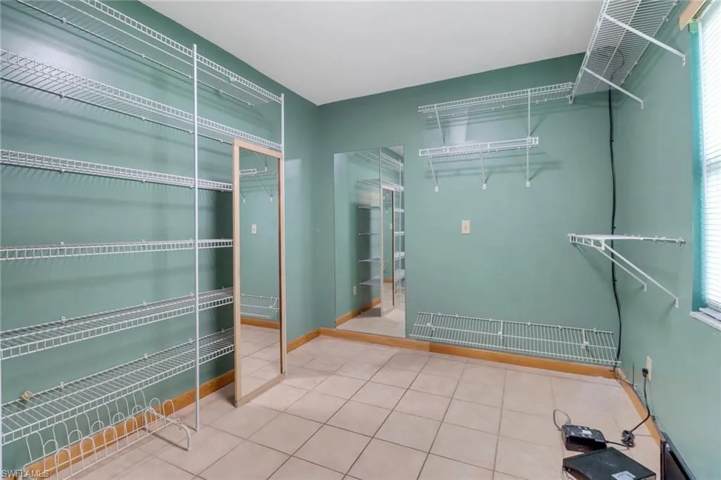 1310 11th ST, Naples, FL 34117,225061637