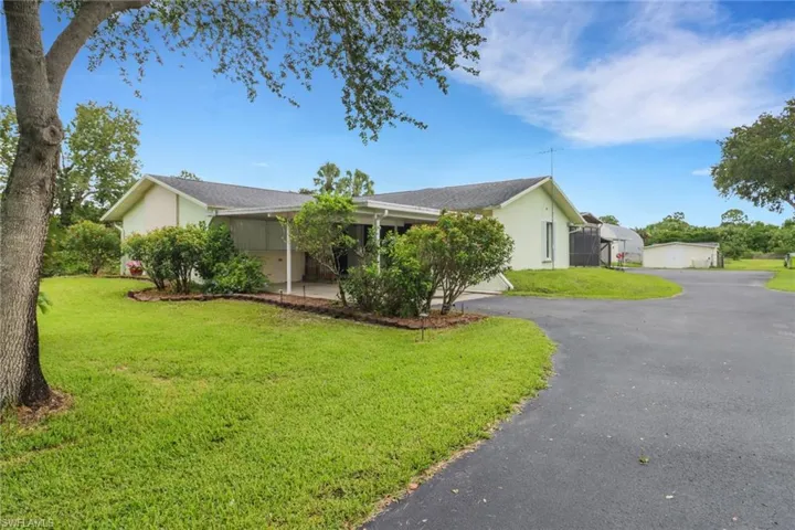 1310 11th ST, Naples, FL 34117,225061637