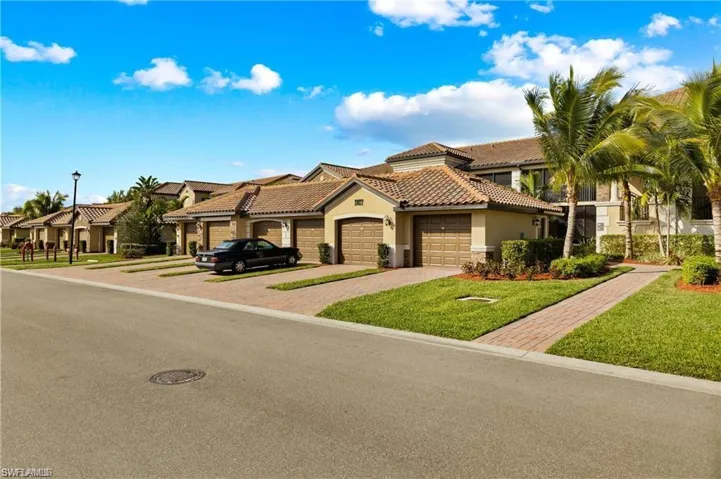 28022  Bridgetown  CT, Bonita Springs, FL 34135