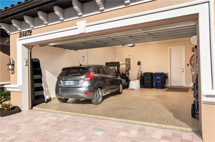 GARAGE + GOLF CART