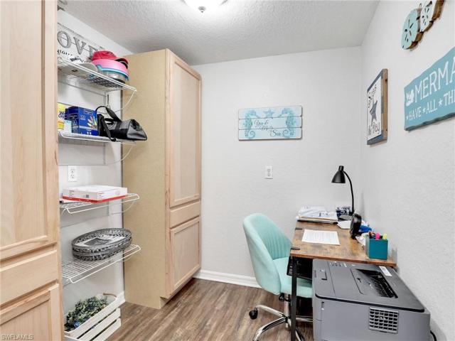 Den/Office/Flex Room