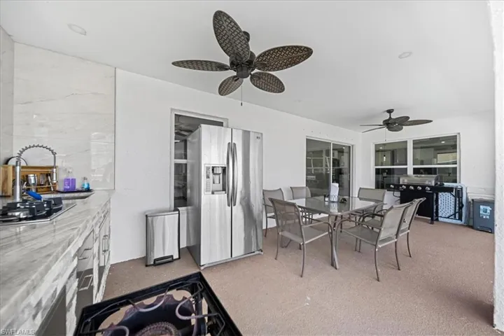 4216 Ne 20th Pl, Cape Coral, Florida 33909