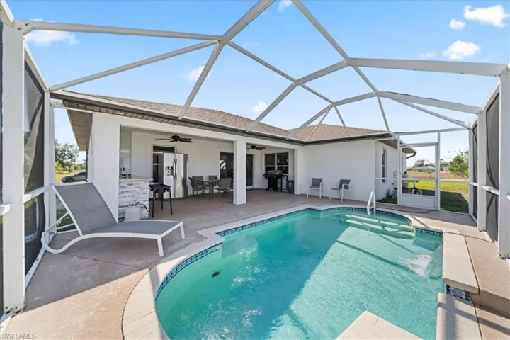 4216 Ne 20th Pl, Cape Coral, Florida 33909