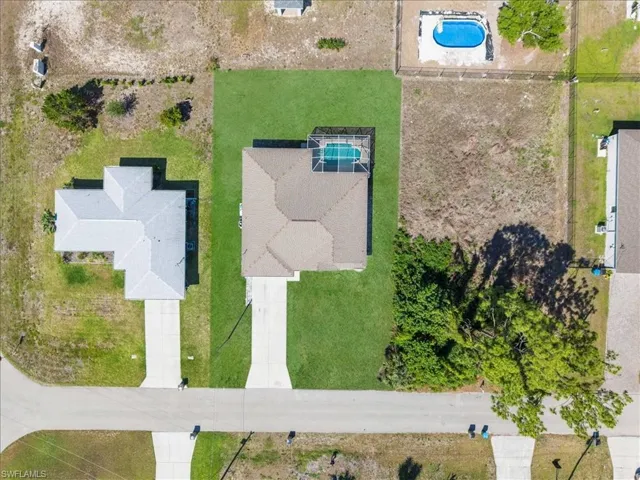 4216 Ne 20th Pl, Cape Coral, Florida 33909