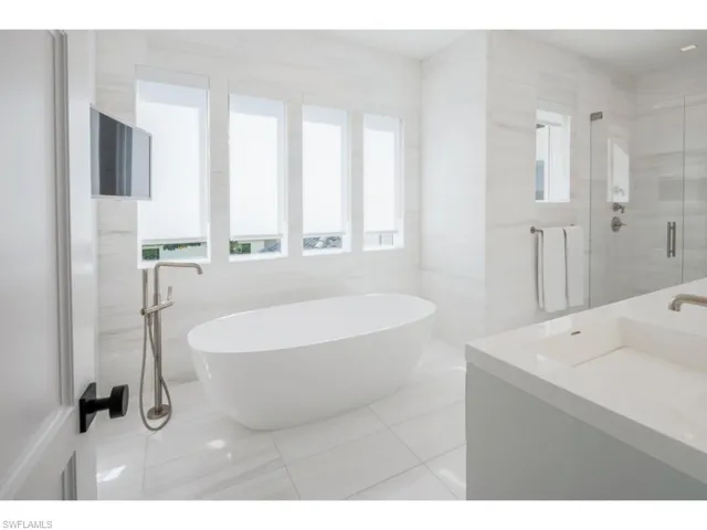 997 Spyglass Ln, Naples, Florida 34102