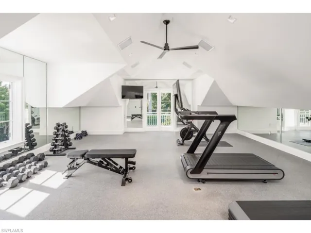 997 Spyglass Ln, Naples, Florida 34102