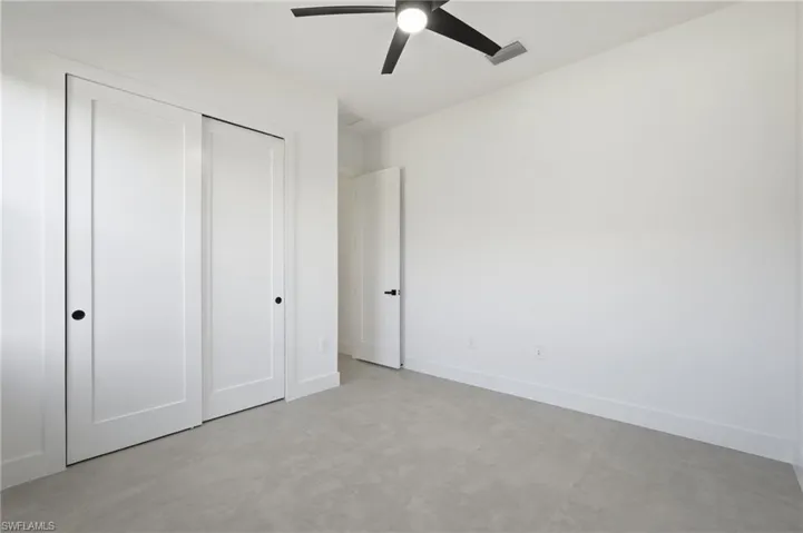 2305 Sw 15th Pl, Cape Coral, Florida 33991