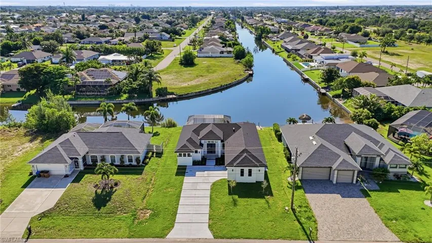 2305 Sw 15th Pl, Cape Coral, Florida 33991