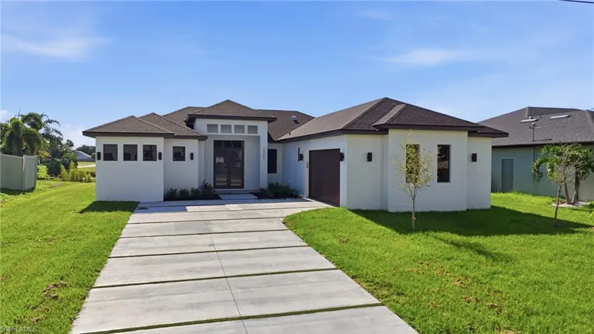 2305 Sw 15th Pl, Cape Coral, Florida 33991