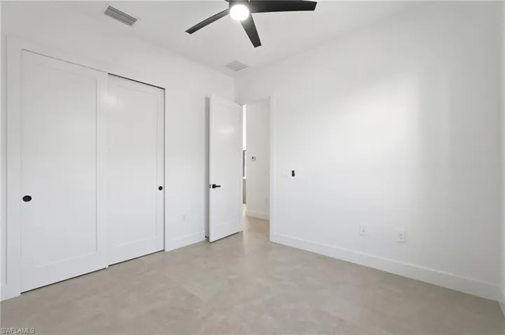 2305 Sw 15th Pl, Cape Coral, Florida 33991