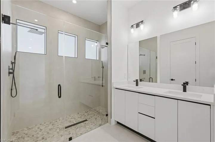2305 Sw 15th Pl, Cape Coral, Florida 33991