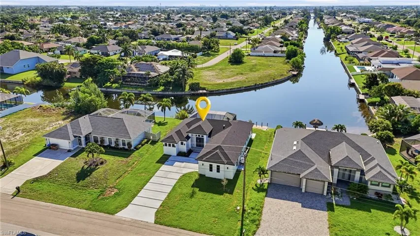 2305 Sw 15th Pl, Cape Coral, Florida 33991
