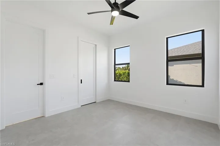 2305 Sw 15th Pl, Cape Coral, Florida 33991