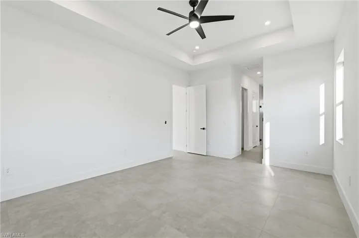 2305 Sw 15th Pl, Cape Coral, Florida 33991