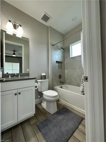 Guest room 1 own bathroom