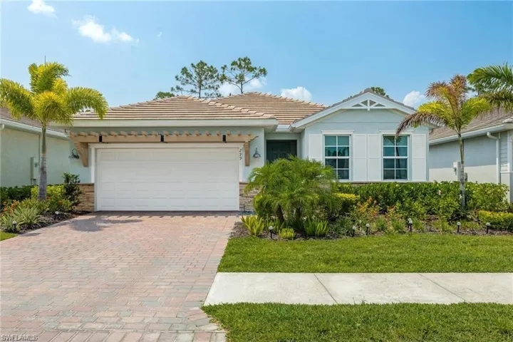 299 Tamarindo Ln, Naples, Florida 34114