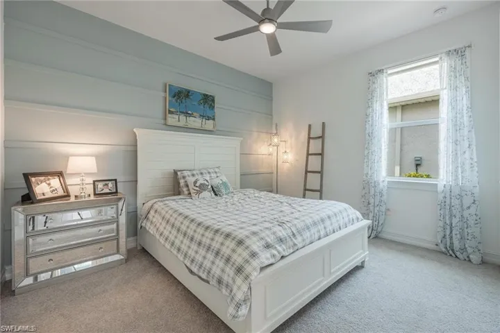299 Tamarindo Ln, Naples, Florida 34114