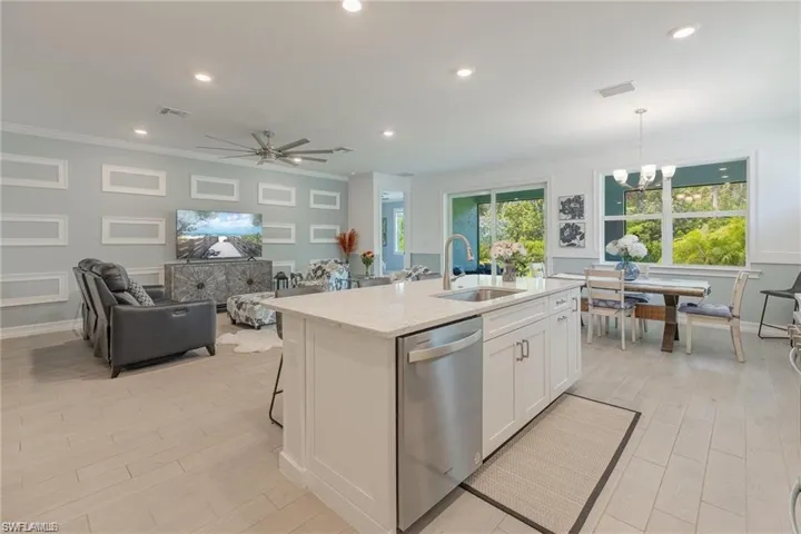 299 Tamarindo Ln, Naples, Florida 34114
