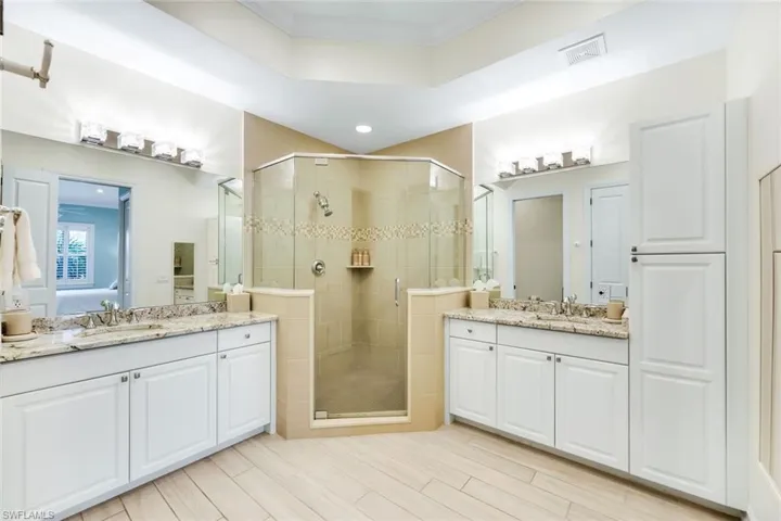 800 Breakaway Ln 203, Naples, Florida 34108