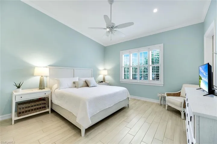 800 Breakaway Ln 203, Naples, Florida 34108