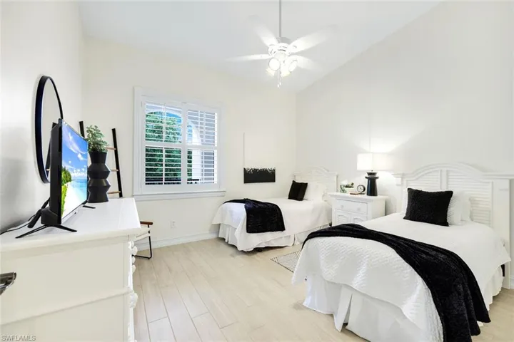 800 Breakaway Ln 203, Naples, Florida 34108