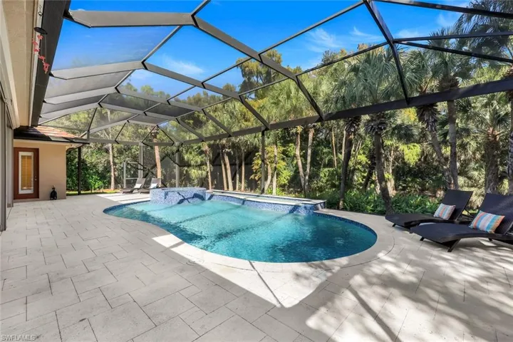 Pool Bath off Lanai Deck for Convenient Entertaining