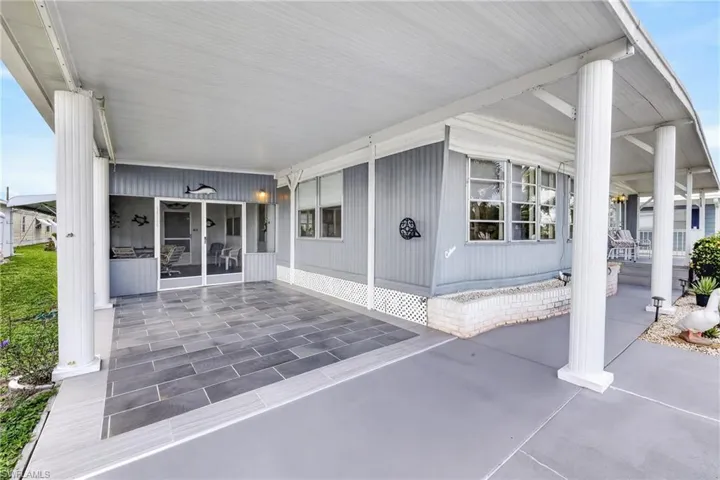 5201 Forest Park Dr, North Fort Myers, Florida 33917