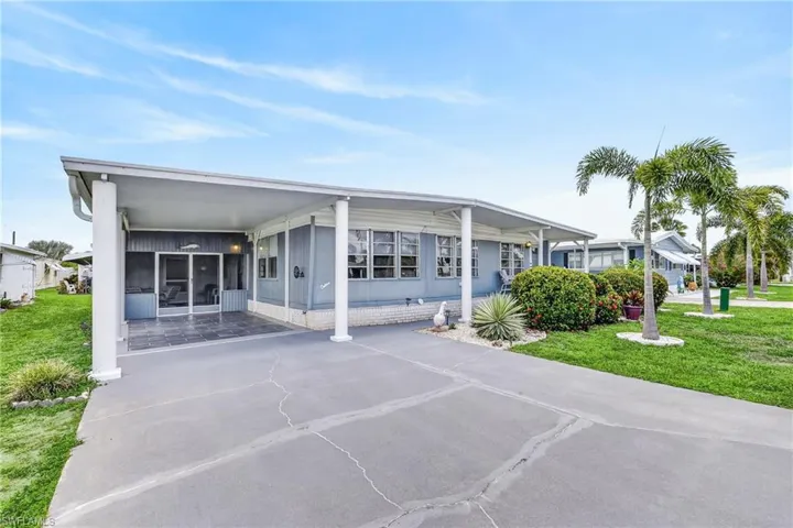 5201 Forest Park Dr, North Fort Myers, Florida 33917