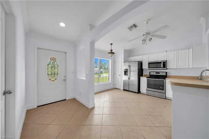 2707 42nd St W, Lehigh Acres, Florida 33971