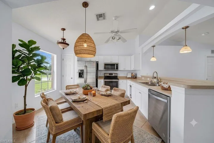 2707 42nd St W, Lehigh Acres, Florida 33971
