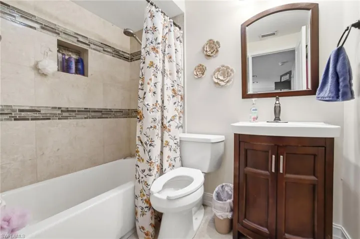 4120 3rd Ave Nw, Naples, Florida 34119