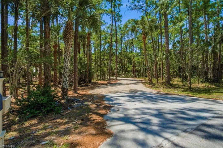 4120 3rd Ave Nw, Naples, Florida 34119