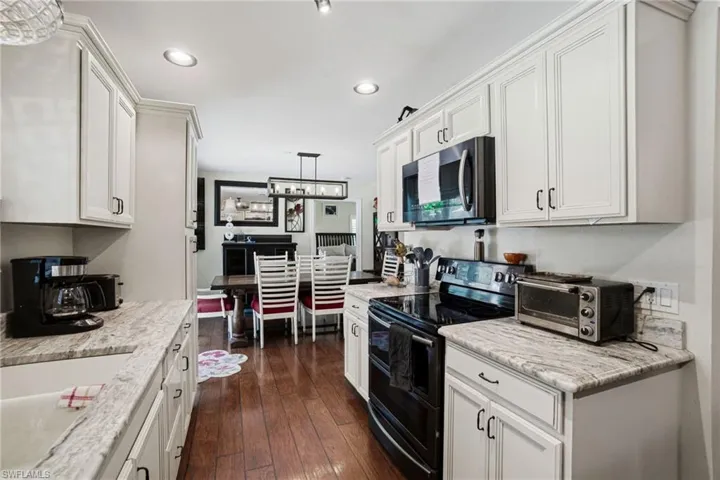 4120 3rd Ave Nw, Naples, Florida 34119