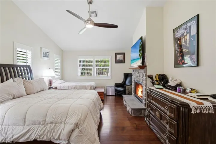 4120 3rd Ave Nw, Naples, Florida 34119