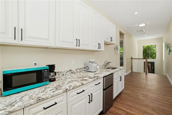 4120 3rd Ave Nw, Naples, Florida 34119