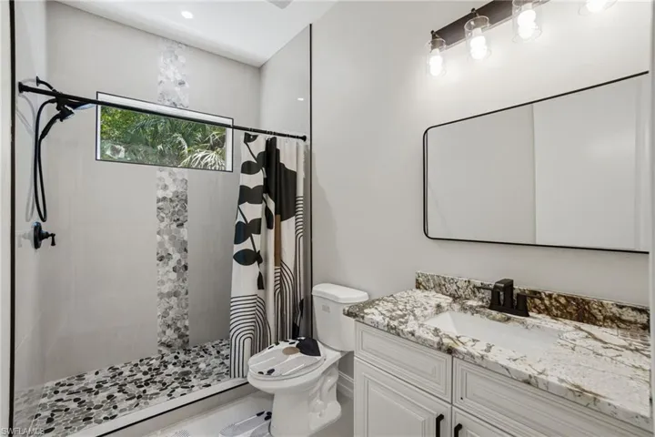 4120 3rd Ave Nw, Naples, Florida 34119