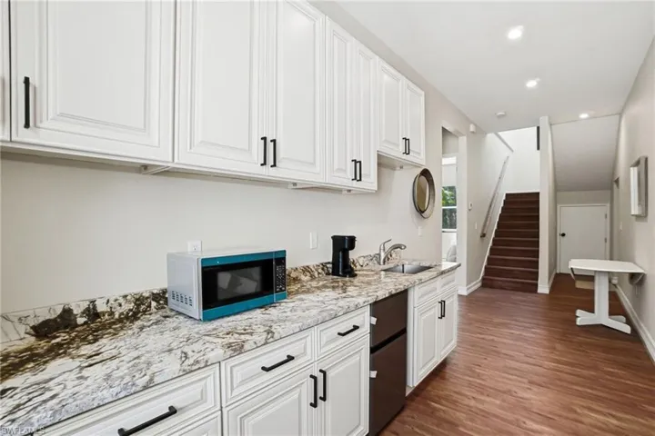 4120 3rd Ave Nw, Naples, Florida 34119
